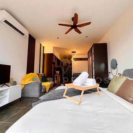 Scarletz Suites Near Klcc By Yoursuperhost Kuala Lumpur Esterno foto